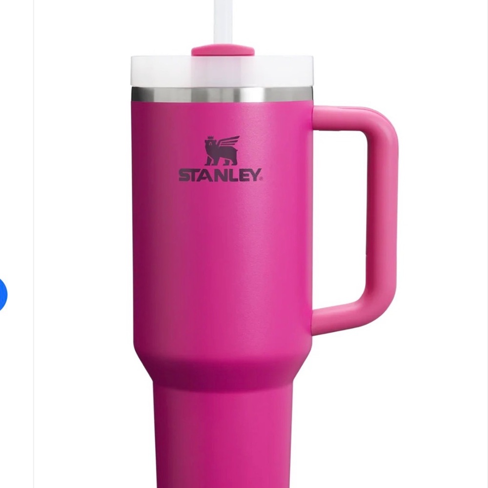 Stanley Quencher H2.0 FlowState Tumbler – 40 oz – Fuchsia Pink (NEW) 💖